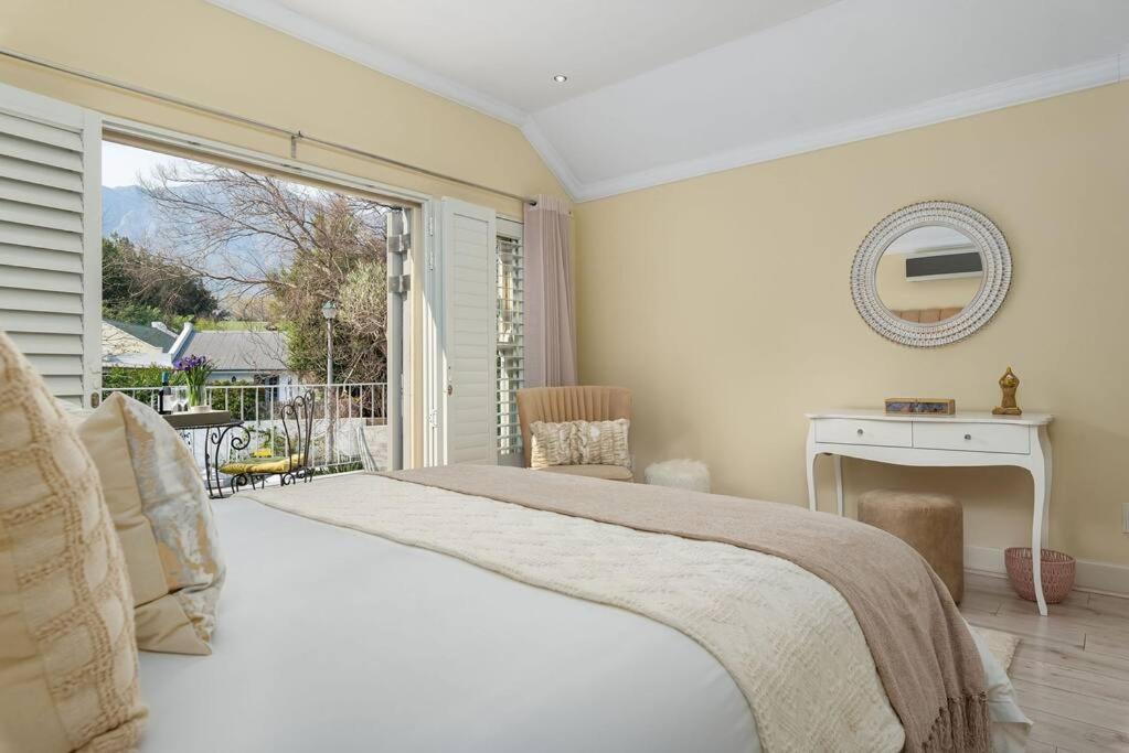 The Tram Home Stay Franschhoek Eksteriør billede